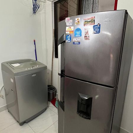 Comodo Apartamento Gran Ubicacion Y A/C Cali Exteriör bild